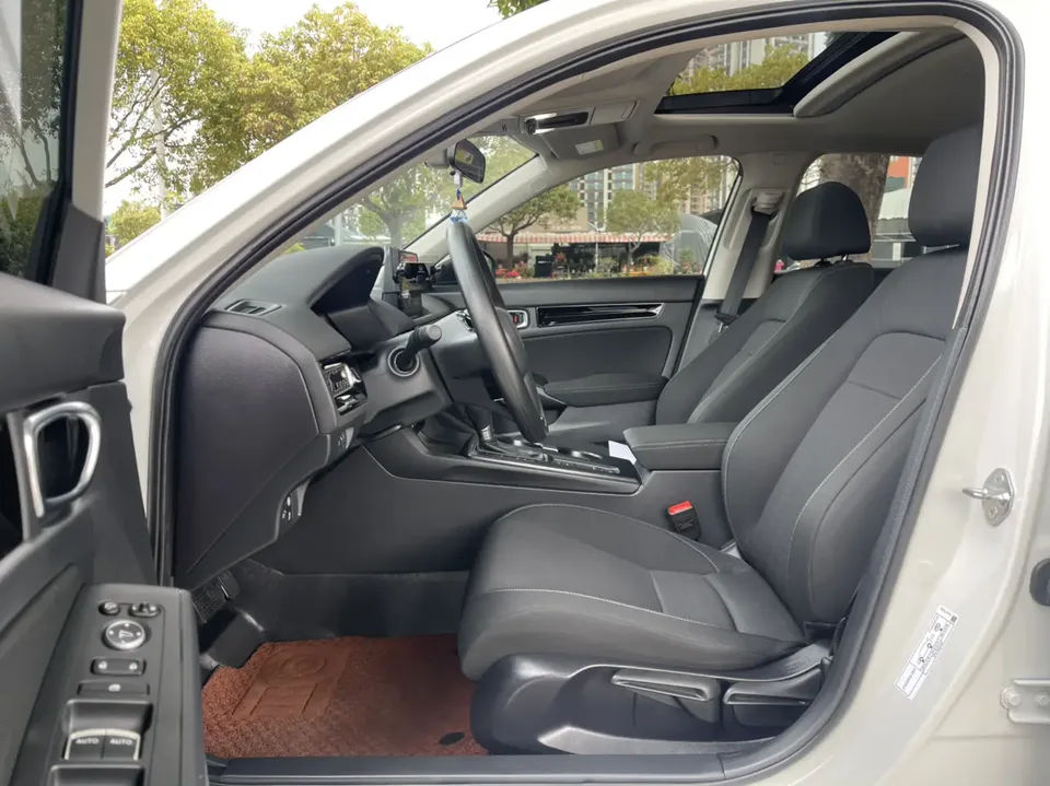 Honda CIVIC Civic 240TURBO CVT Dynamic C-position Customer Special Edition 2024 — миниатюра 3