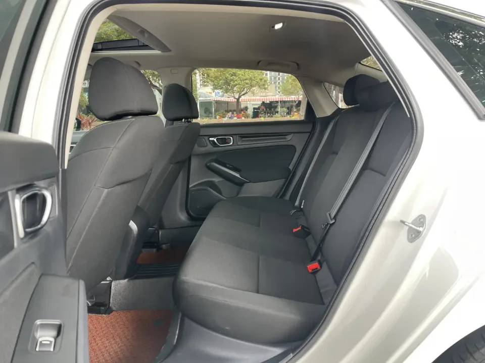 Honda CIVIC Civic 240TURBO CVT Dynamic C-position Customer Special Edition 2024 — миниатюра 4
