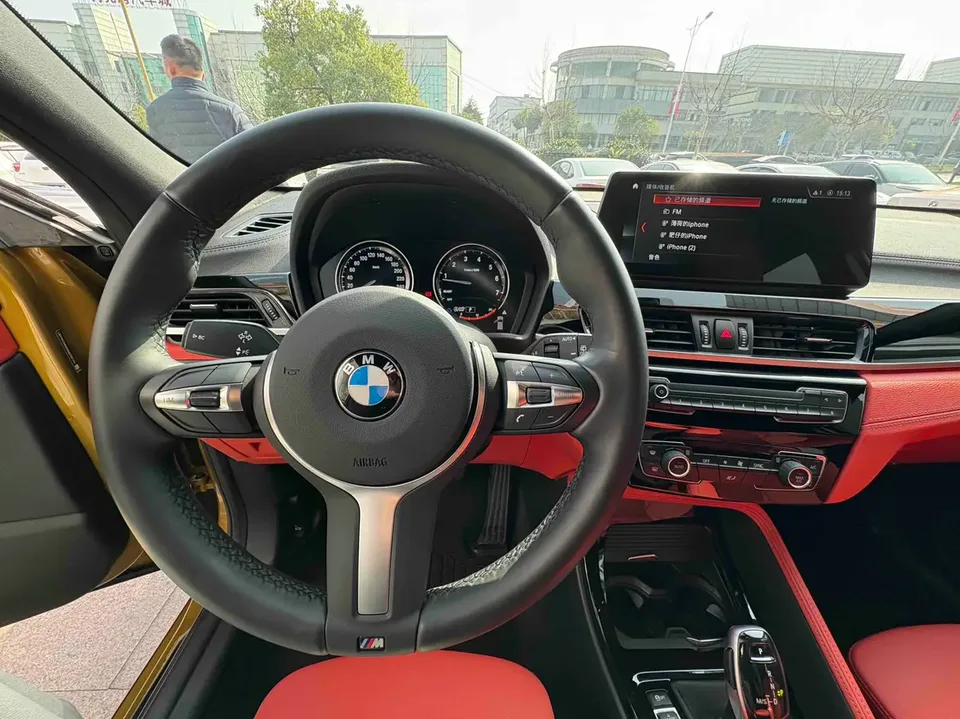 BMW X2 sDrive25i M Off-Road Package 2022 — миниатюра 2