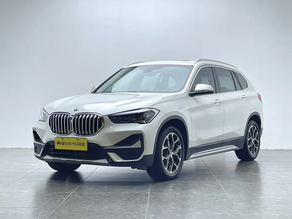 BMW X1 BMW X1 2022 sDrive20Li Fashion Edition 2022 — фото 1, купить с доставкой в Москву