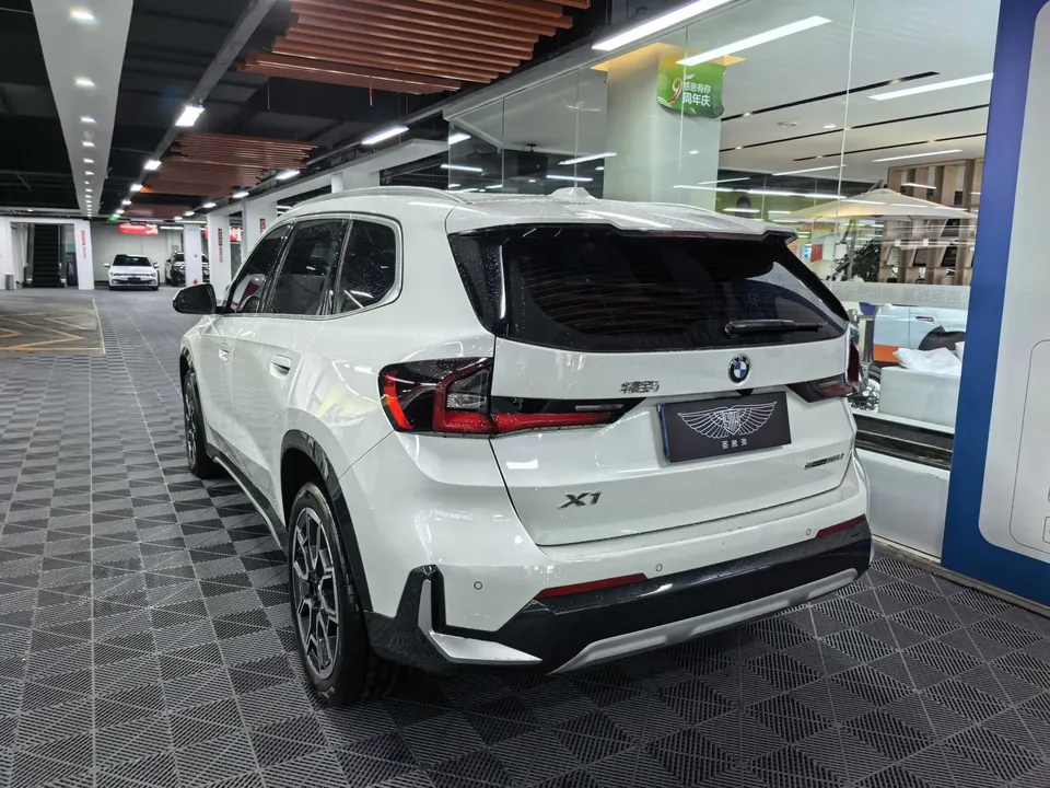 BMW X1 BMW X1 2025 sDrive25Li X Design Package 2025 — thumbnail 2