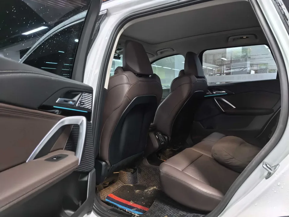 BMW X1 BMW X1 2025 sDrive25Li X Design Package 2025 — thumbnail 4