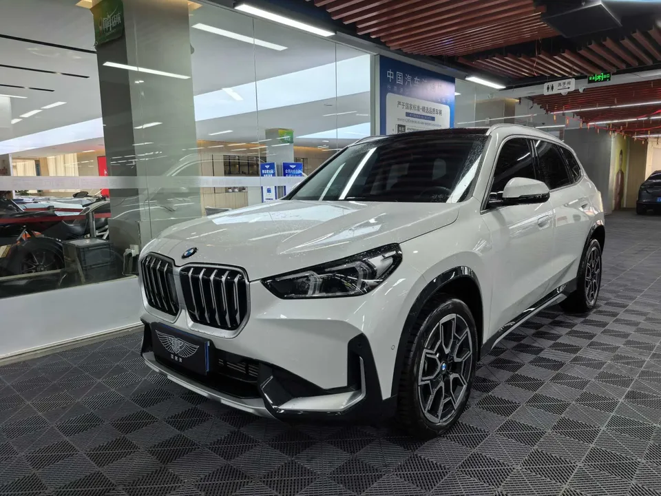 BMW X1 2025