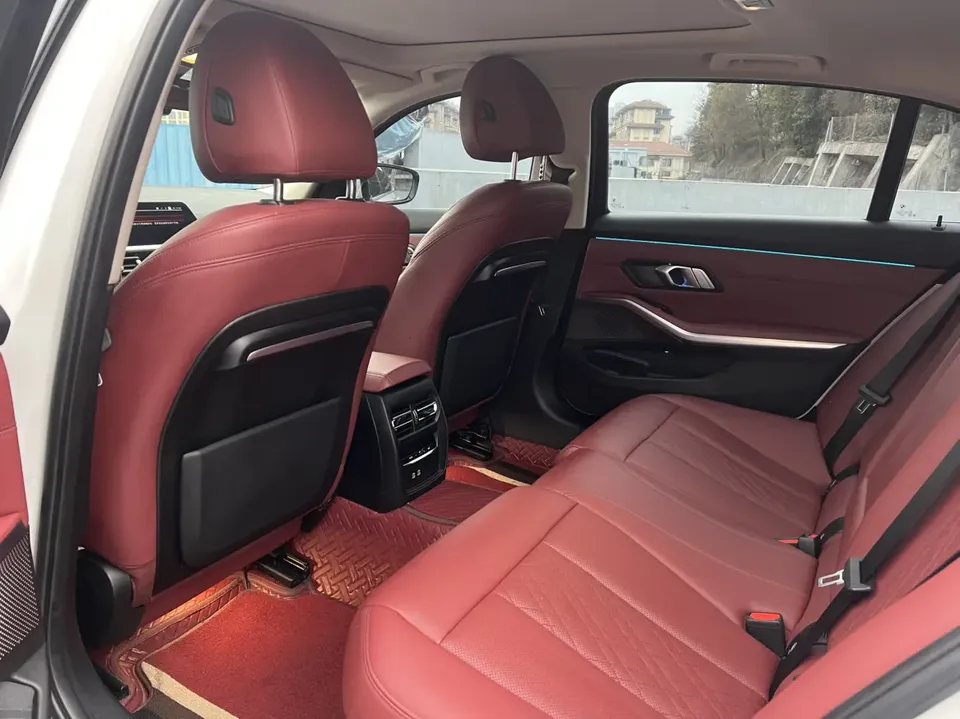 BMW 3 Series facelift 320Li M Sport package 2022 — миниатюра 3