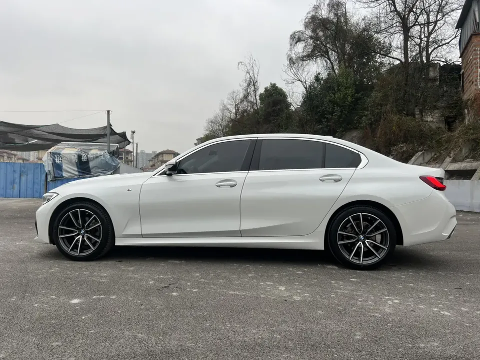 BMW 3 Series facelift 320Li M Sport package 2022 — миниатюра 4