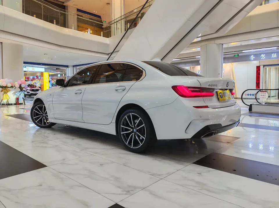 BMW 3 Series facelift 320Li M Sport package 2022 — миниатюра 4