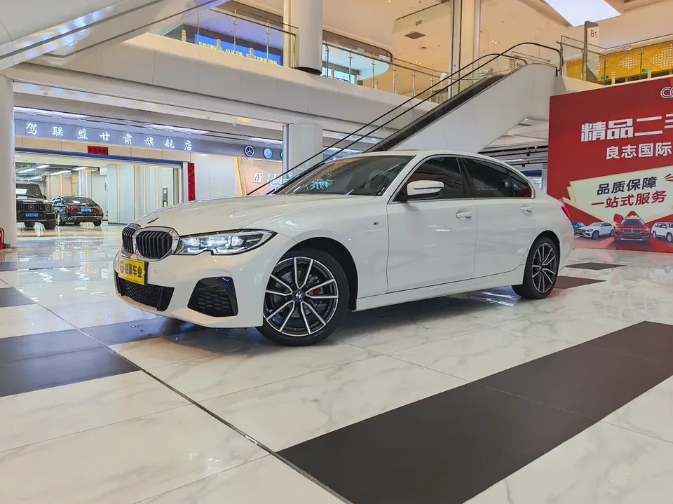 BMW 3 Series 2022