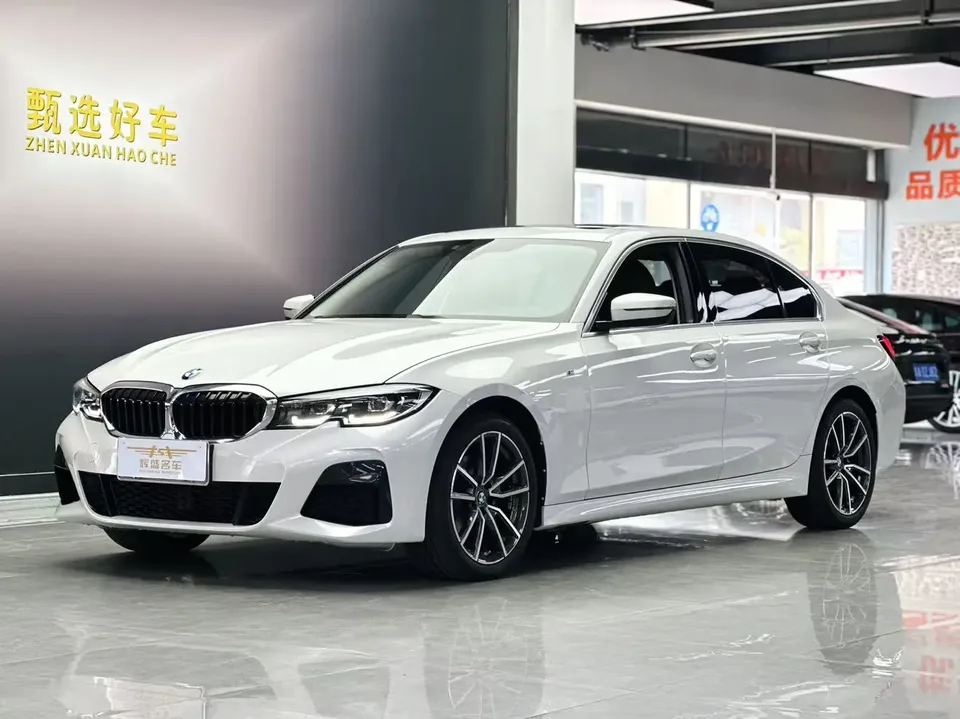 BMW 3 Series 2022