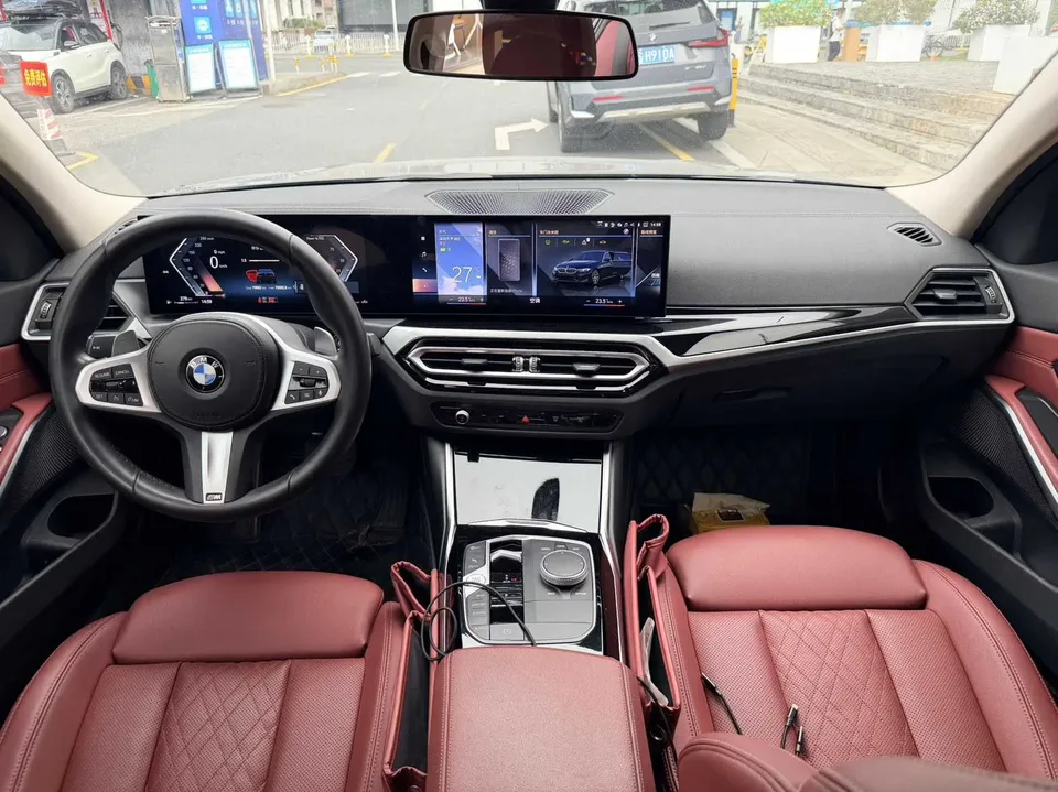 BMW 3 Series 2023