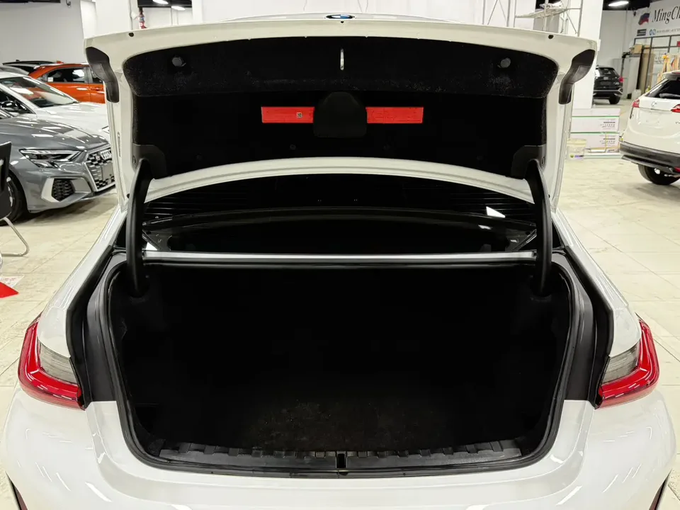 BMW 3 Series BMW 3 Series 2023 320i M Sport Package 2023 — миниатюра 4