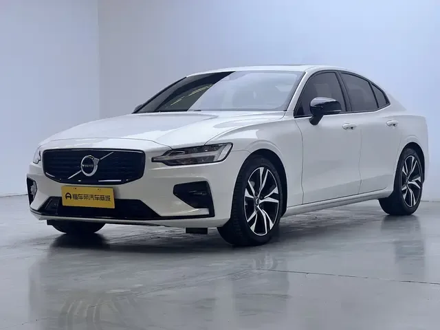 Volvo S60 2022