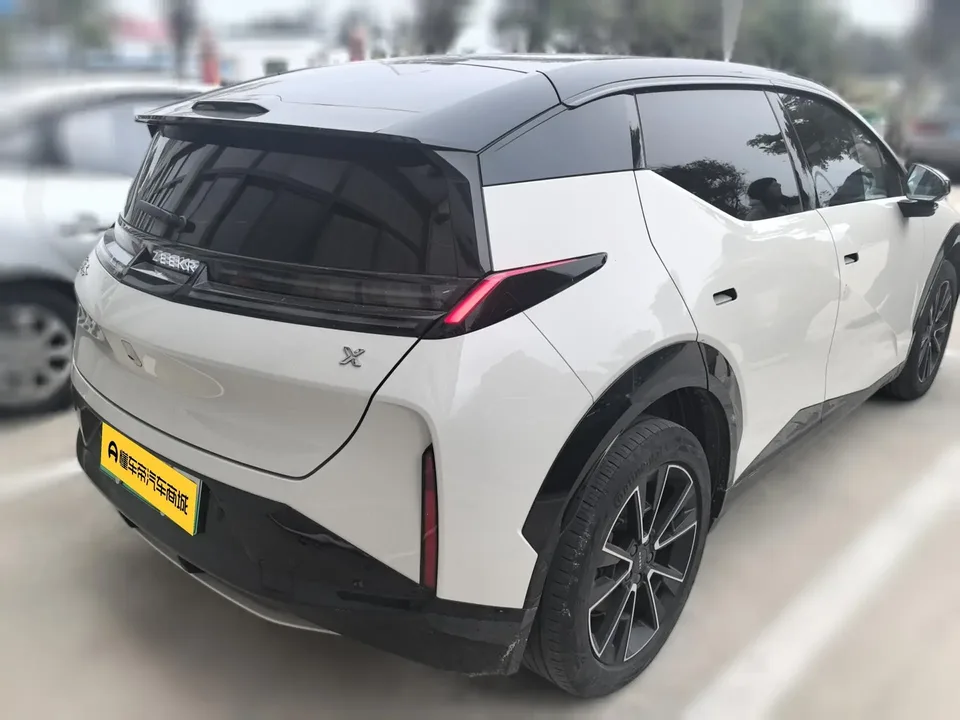 Zeekr X ME version five-seat rear drive 2023 — миниатюра 4