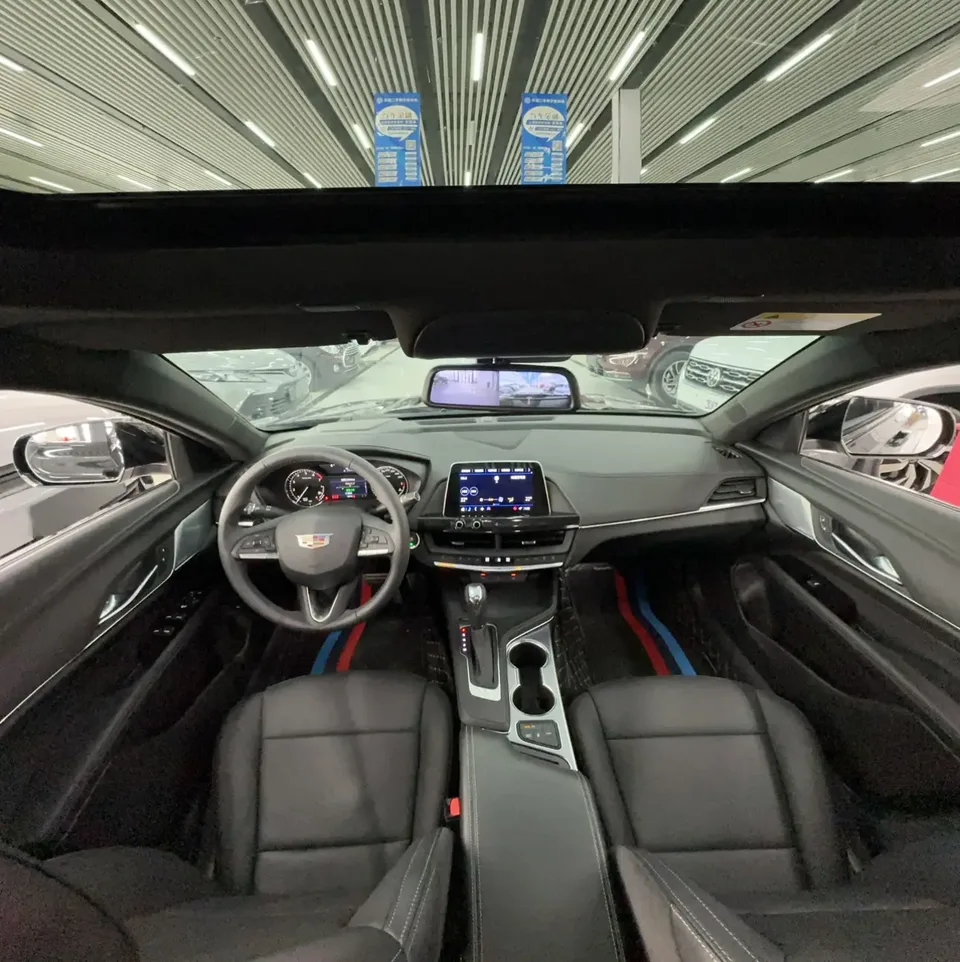 Cadillac CT4 Cadillac CT4 2023 25T Luxury Edition 2023 — миниатюра 2