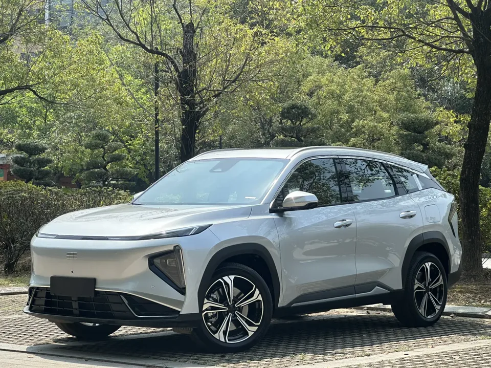 Geely Galaxy L7 2025