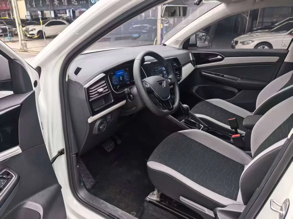 Jetta VS7 280TSI Automatic Pioneer Edition 2025 — миниатюра 5