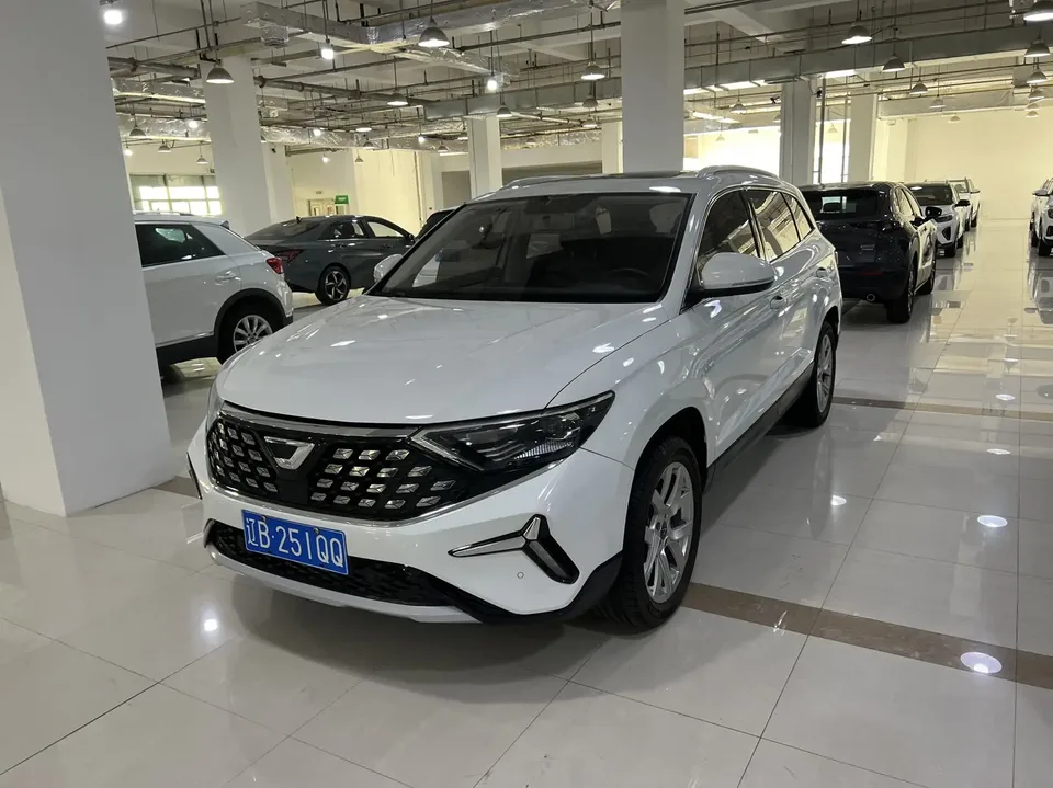Jetta VS7 Jetta VS7 2023 280TSI Automatic Progressive Edition 2023 — photo 1, buy with delivery to Moscow