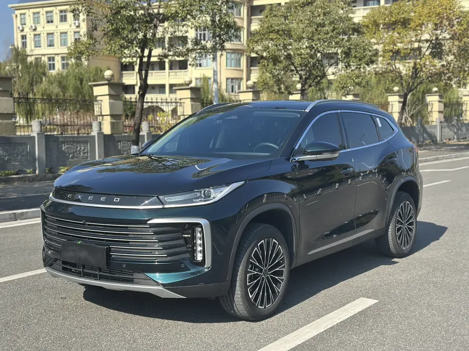 Exeed TXL 2025
