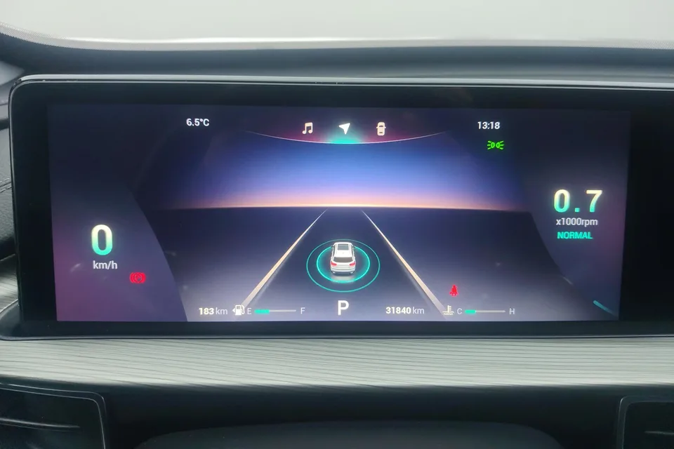 Chery Tiggo 8 PLUS 290TGDI DCT luxury version 2023 — миниатюра 4