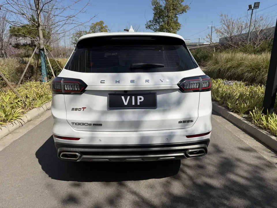 Chery Tiggo 8 PLUS 290TGDI DCT luxury version 2023 — миниатюра 2