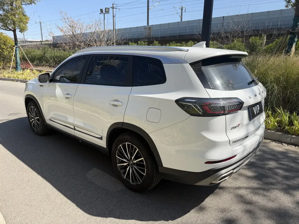 Chery Tiggo 8 PLUS 290TGDI DCT luxury version 2023 — миниатюра 4
