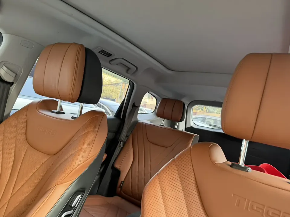 Chery Tiggo 8 PLUS 290TGDI DCT luxury edition 2022 — миниатюра 4
