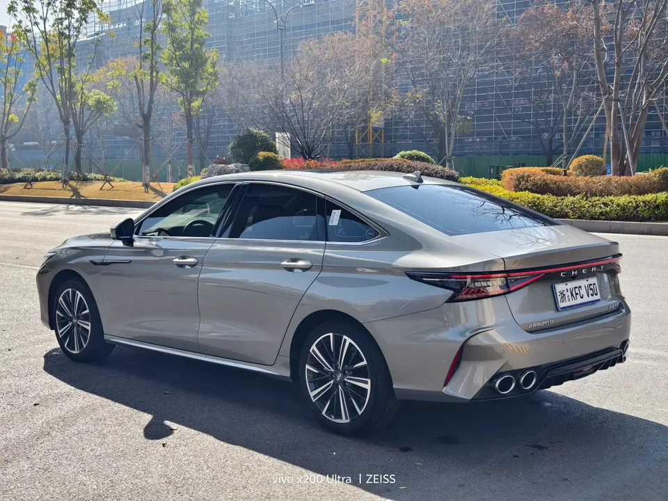 Chery Arrizo 8 1.6TGDI DCT Intelligent 2024 — миниатюра 2
