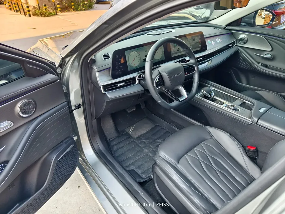 Chery Arrizo 8 1.6TGDI DCT Intelligent 2024 — миниатюра 3