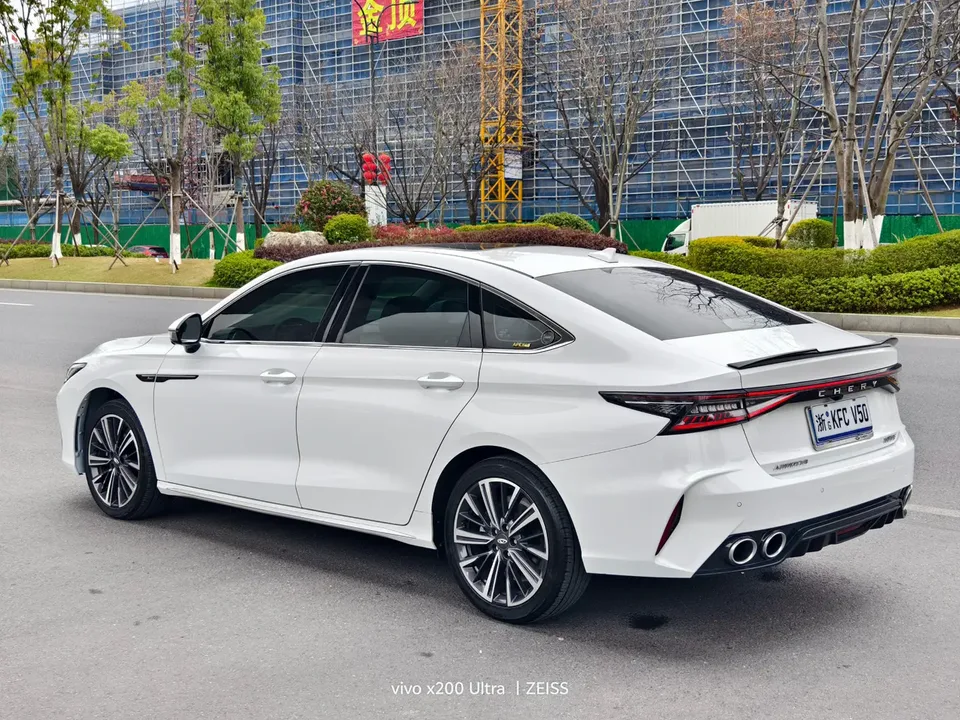 Chery Arrizo 8 1.6TGDI DCT Intelligent 2024 — миниатюра 2