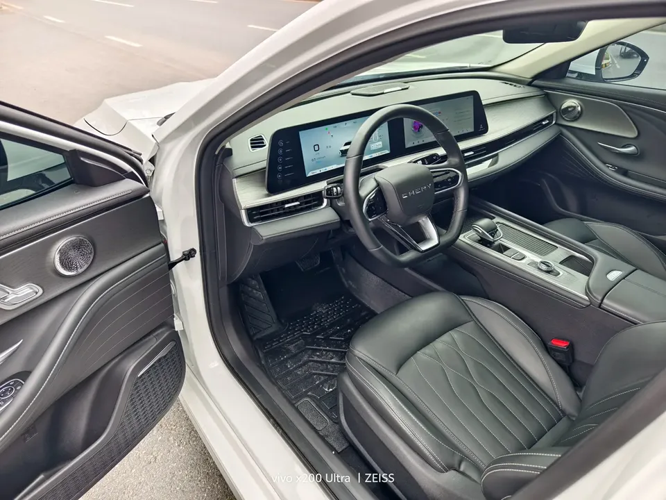 Chery Arrizo 8 1.6TGDI DCT Intelligent 2024 — миниатюра 3