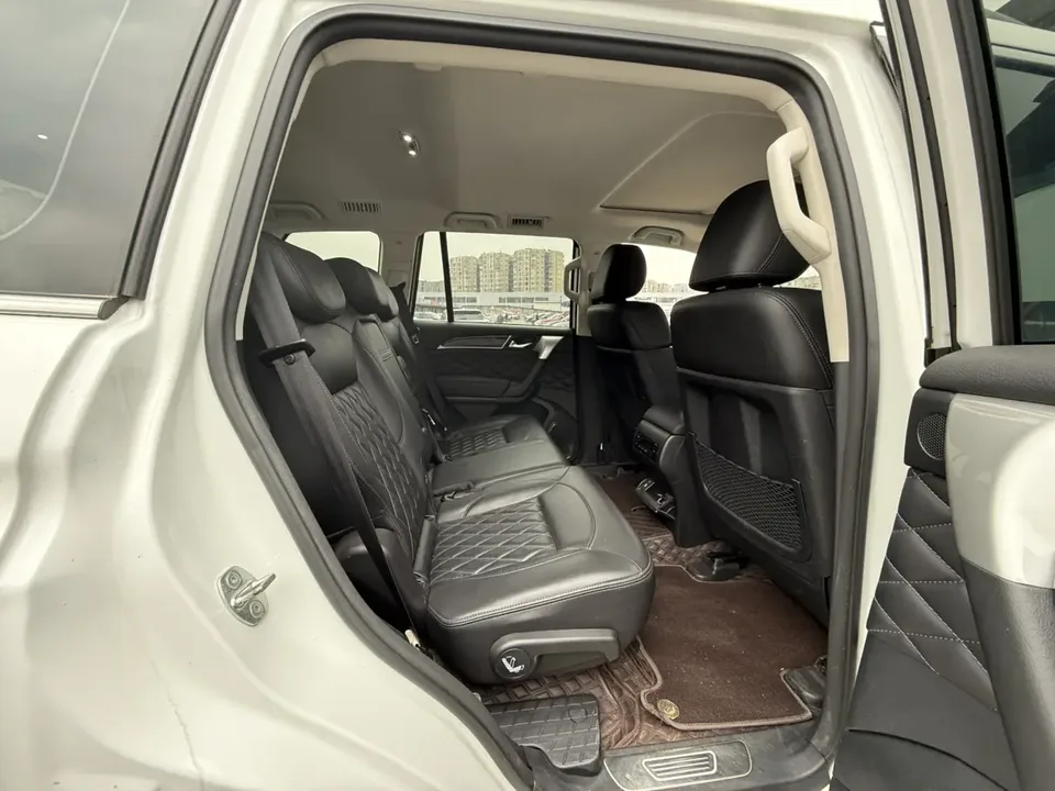 Haval H9 Haval H9 2022 2.0T Gasoline 4WD Luxury 7 Seaters 2023 — миниатюра 3
