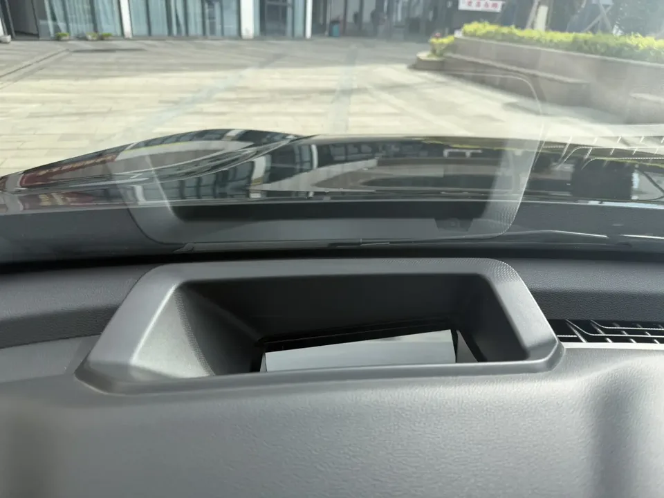 Haval H6 third generation 2.0T automatic two-wheel drive Max version 2022 — миниатюра 3