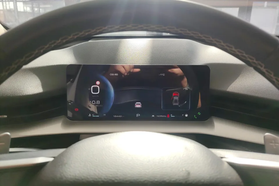 Haval H6 third generation 2.0T automatic two-wheel drive Max version 2024 — миниатюра 4