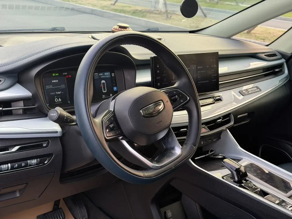 Geely Jiaji Jiaji 2023 Jiaji L 1.5TD DCT Comfort Edition 2023 — миниатюра 5