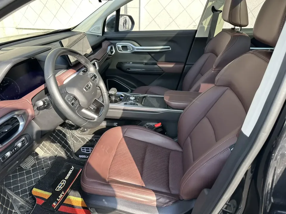 Geely Okavango Haoyue 2022 1.8TD DCT luxury model 2022 — миниатюра 4