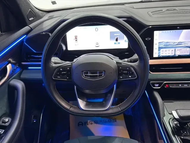 Geely Monjaro 2.0TD High-power Automatic 4WD Flagship Model 2022 — миниатюра 4