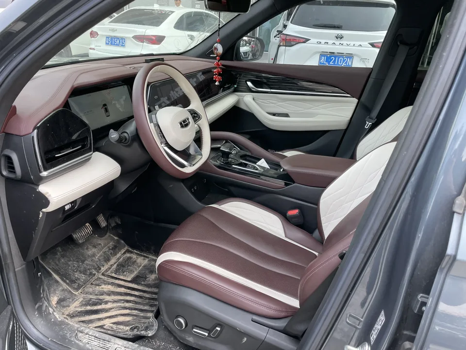 Geely Monjaro 2.0TD DCT EVO 2WD Smart Edition 2023 — миниатюра 3