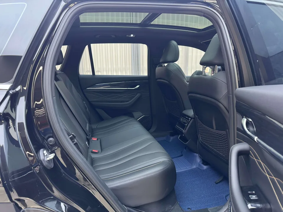 Geely Monjaro 2.0TD DCT EVO 2WD Changfeng Edition 2025 — миниатюра 5