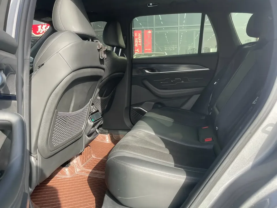 Geely Monjaro Xingyue L 2024 2.0TD High Power Automatic 2WD Skyline Edition 2024 — миниатюра 4