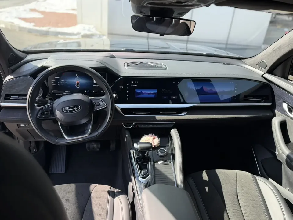Geely Monjaro Xingyue L 2024 2.0TD High Power Automatic 2WD Yunqi Edition 2024 — миниатюра 4