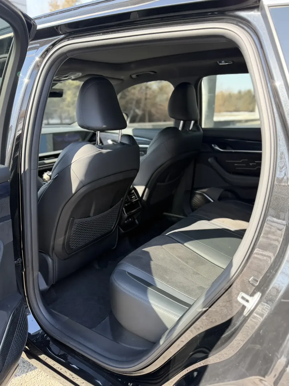Geely Monjaro Xingyue L 2024 2.0TD High Power Automatic 2WD Yunqi Edition 2024 — миниатюра 5