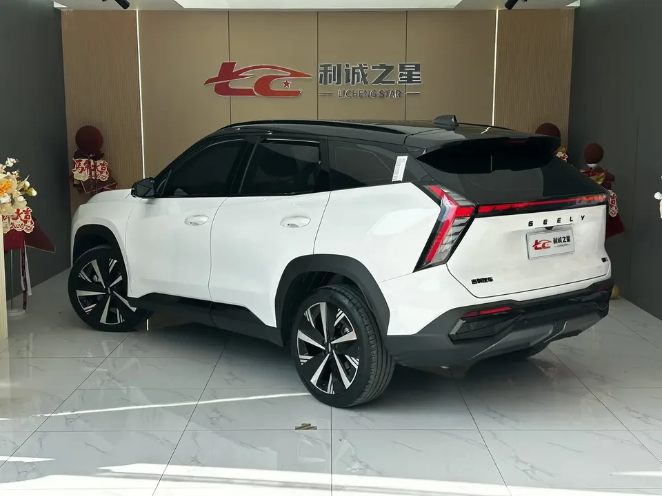 Geely Atlas L Boyue L 2023 2.0TD DCT flagship model 2024 — миниатюра 4