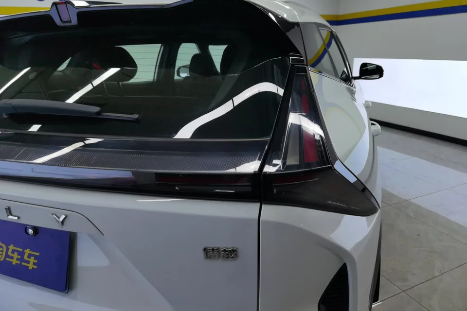 Geely Atlas Boyue Boyue COOL 1.5T Smart Link + 2024 — миниатюра 3