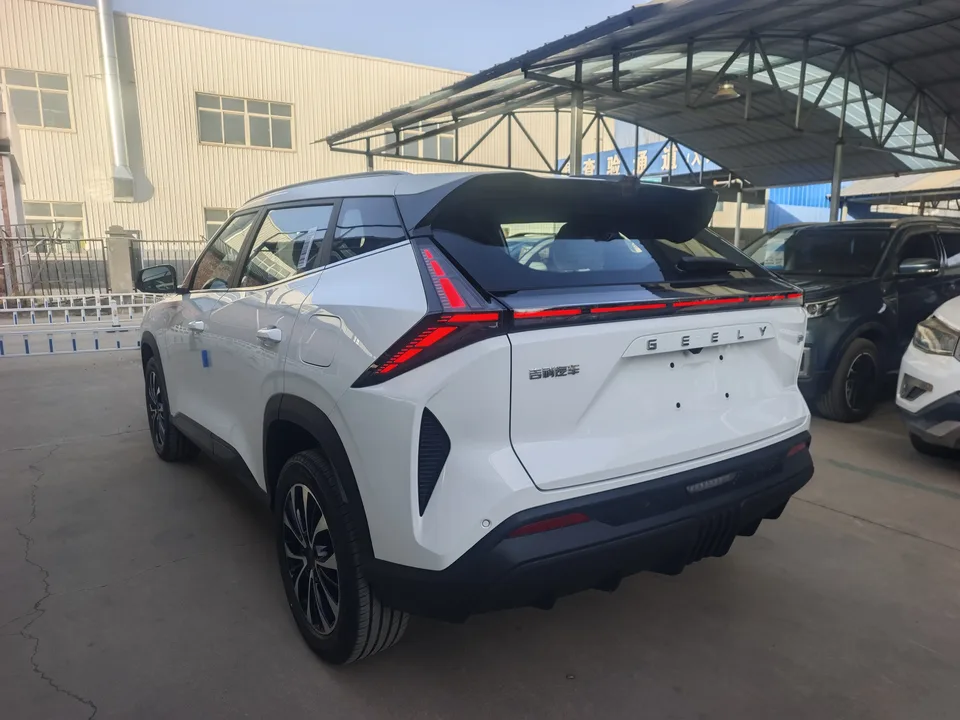 Geely Atlas 1.5TD Longteng Edition 2026 — миниатюра 4