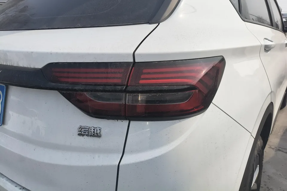 Geely Coolray SX11 Binyue 2024 1.5T DCT Longteng Edition 2025 — миниатюра 3