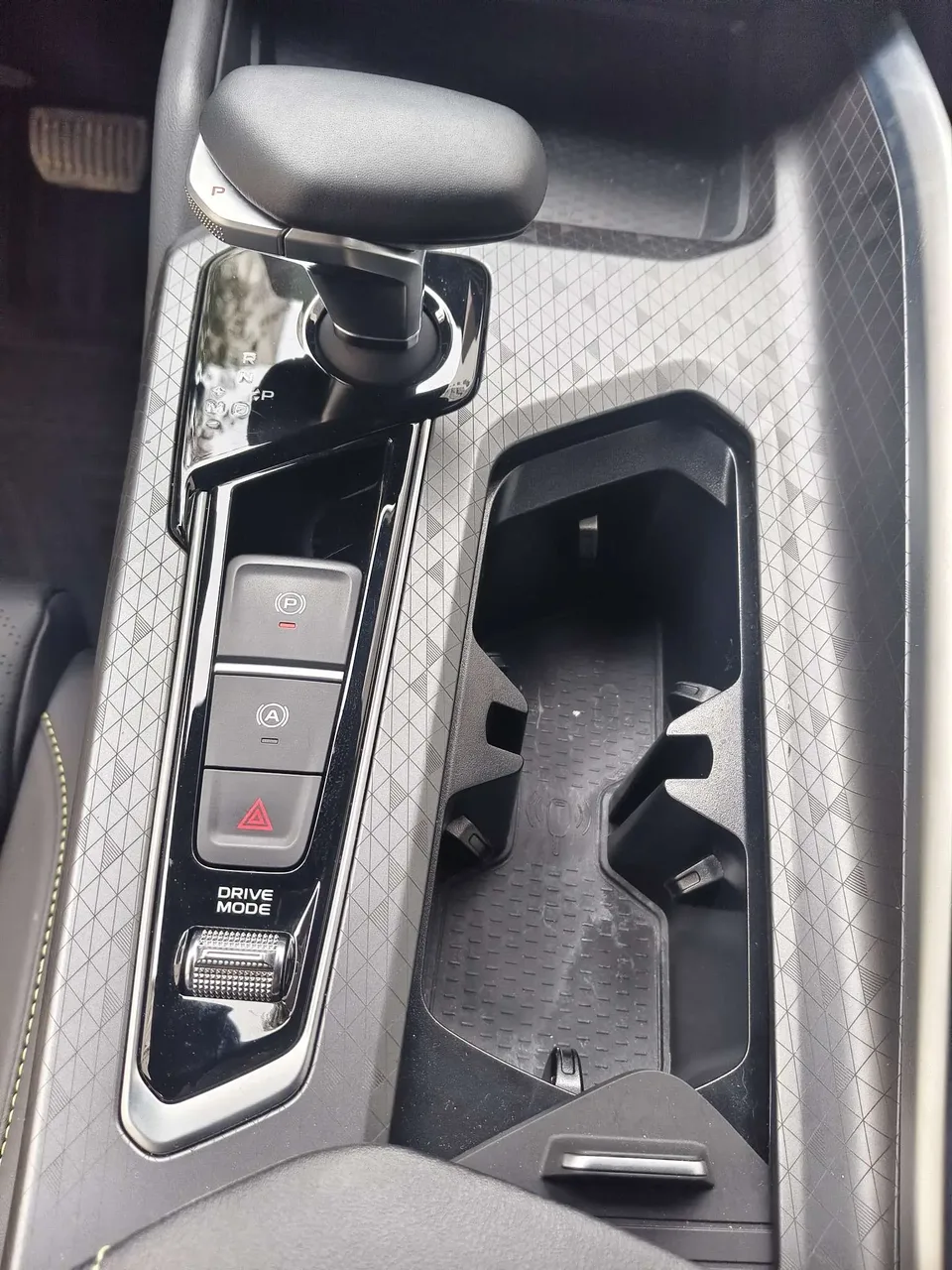 Geely Preface Xing Rui 2023 1.5T Kunlun Edition 2023 — thumbnail 3