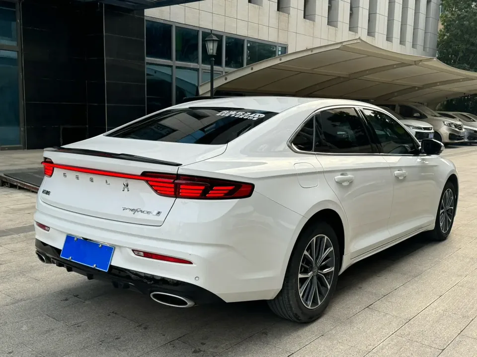 Geely Xing Rui 1.5T Fuyao Edition 2023 — миниатюра 2