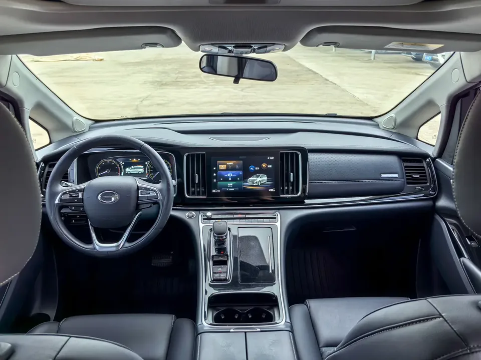 GAC Trumpchi M8 Trumpchi M8 2021 Lingxiu Series 390T Deluxe Edition 2022 — миниатюра 3