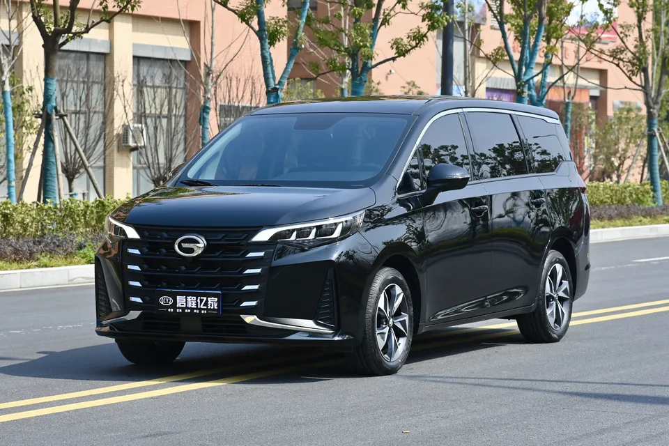 GAC Trumpchi M6 2025