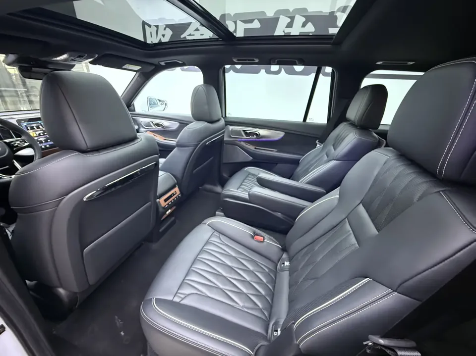 GAC Trumpchi GS8 Trumpchi GS8 2022 Hybrid 2.0TM 4WD Premium Edition 6 Seaters 2022 — thumbnail 3