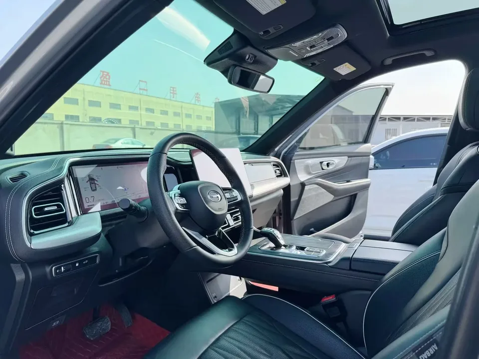 GAC Trumpchi GS8 Trumpchi GS8 2022 Trumpchi GS8 2022 Pilot Series 2.0TGDI 4WD Luxury Smart Edition 7 Seaters 2022 — thumbnail 2